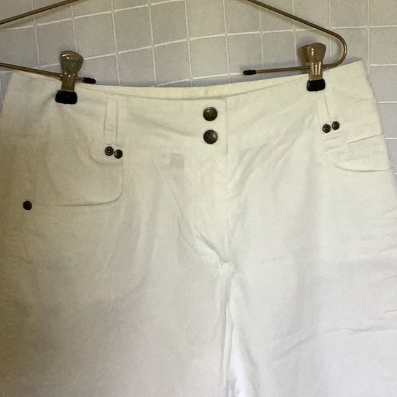 STO size 10 white capris - Picture 2 of 8